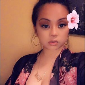 Meet your Posher, Julia